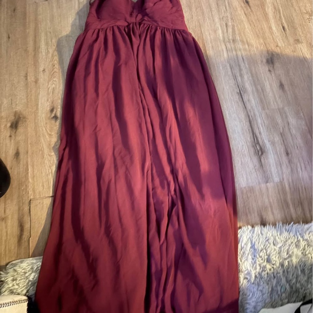 Elegant Burgundy Strapless Dress